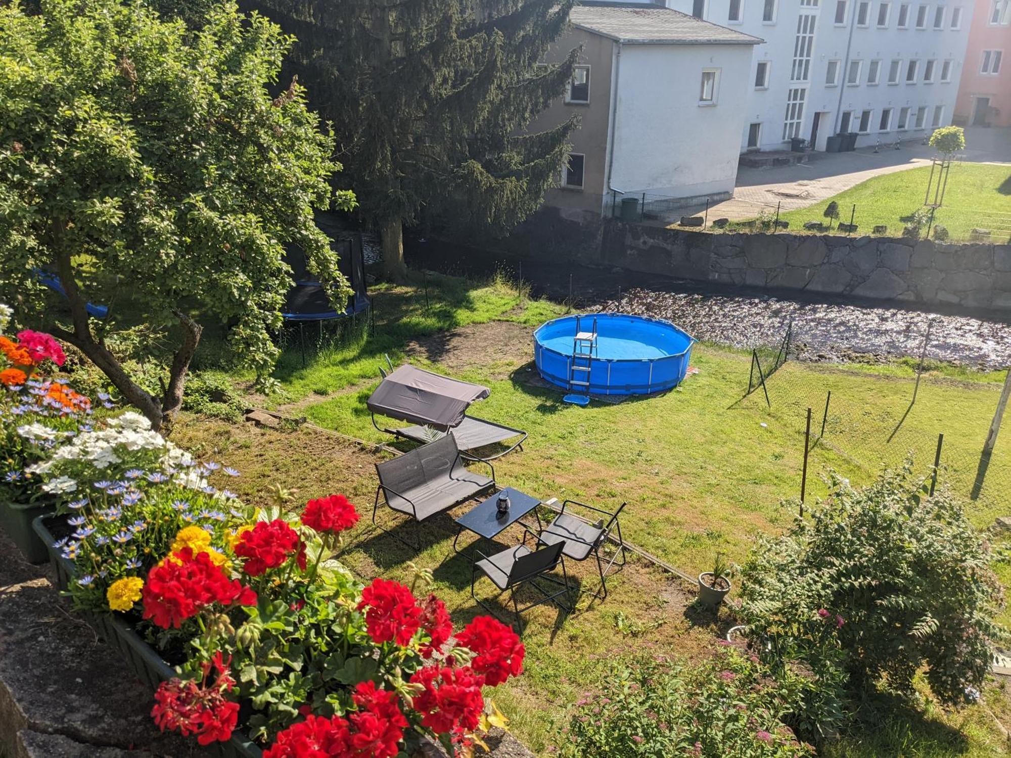 F2 - Urlaubsmagie Sauna, Whirlpool, Pool & Garten Sebnitz Εξωτερικό φωτογραφία