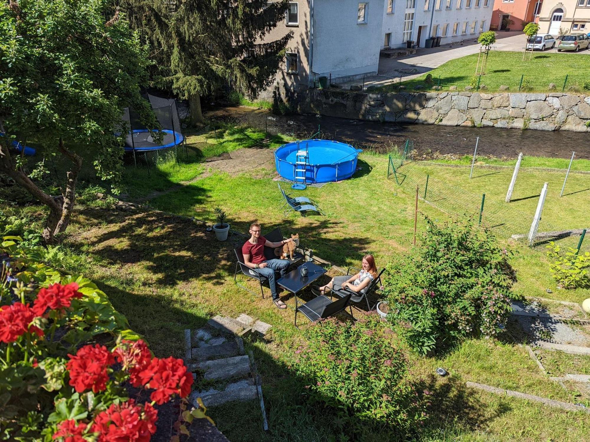 F2 - Urlaubsmagie Sauna, Whirlpool, Pool & Garten Sebnitz Εξωτερικό φωτογραφία